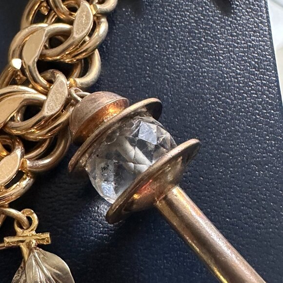 1940s Antique 14 K. Gold Charm Braclet - Picture 7 of 9